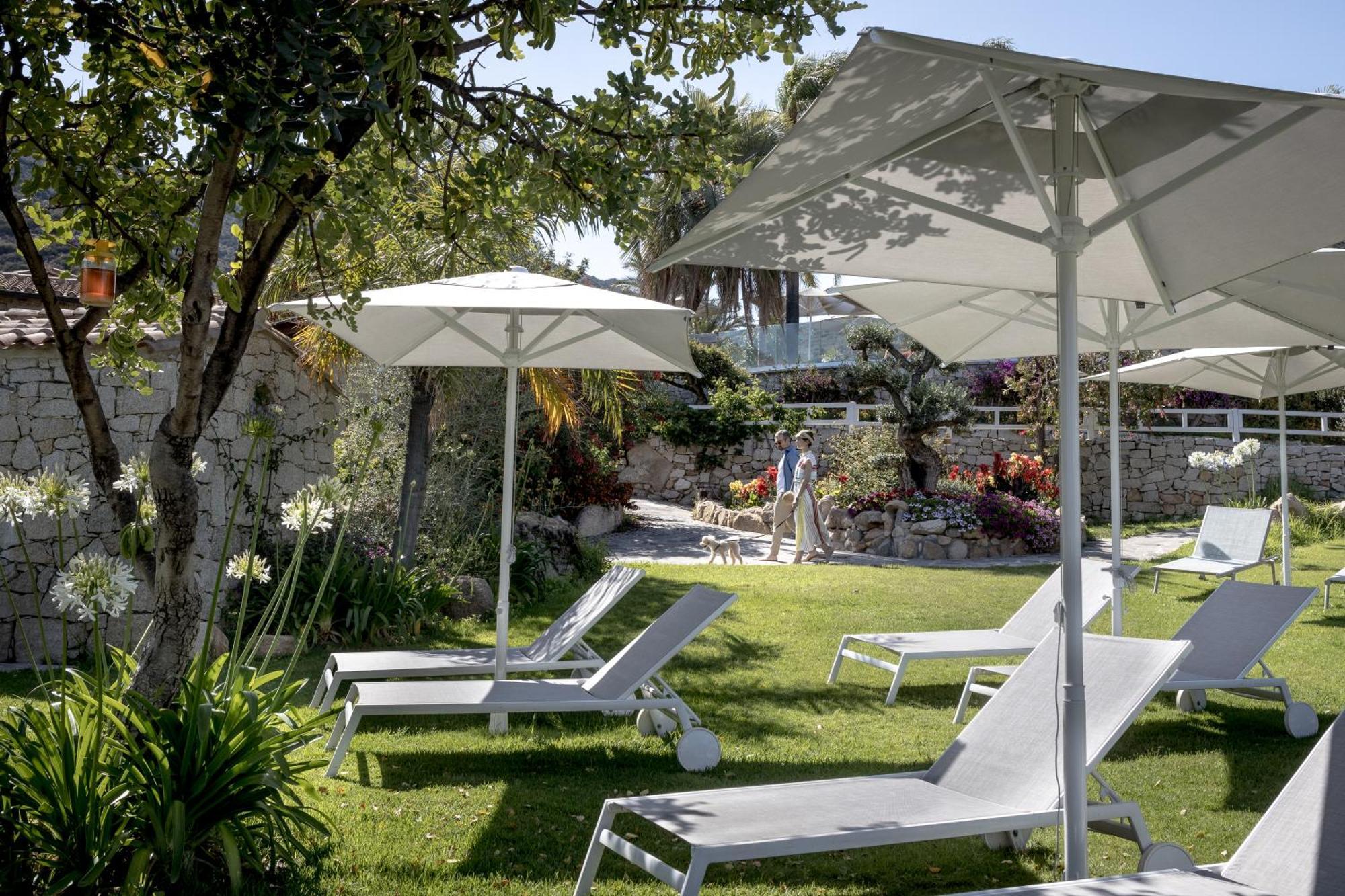 Cruccuris Resort - Adults Only Villasimius Eksteriør billede
